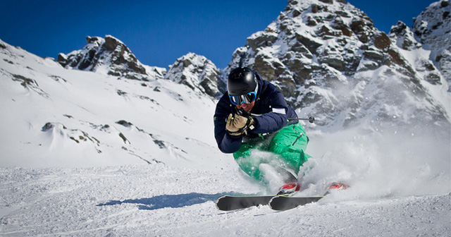 Cosmo-Life-SanumNews-10-KW-03-Verletzungen-beim-Skifahren-Sara-BB.jpg